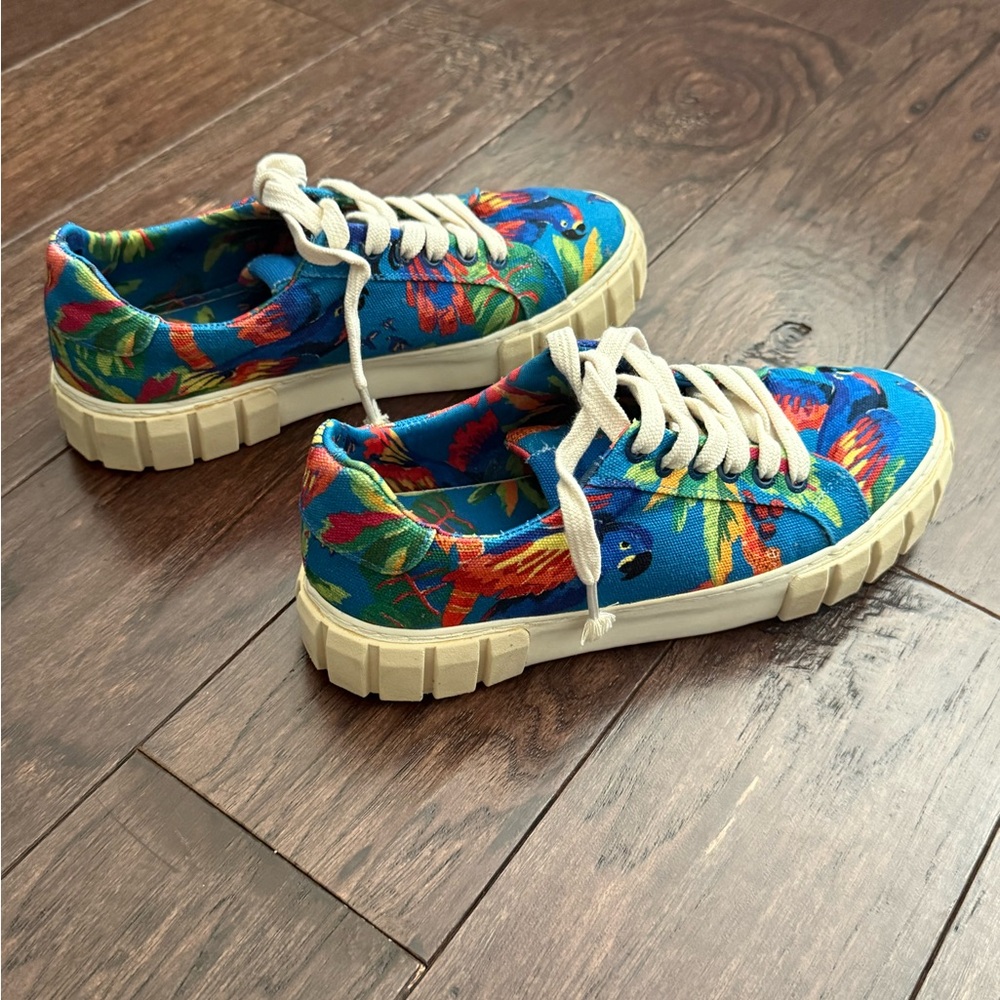 Farm Rio Vibrant Macaw Sneakers View 6
